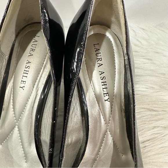 Laura Ashley Patten Leather heels - Picture 7 of 8